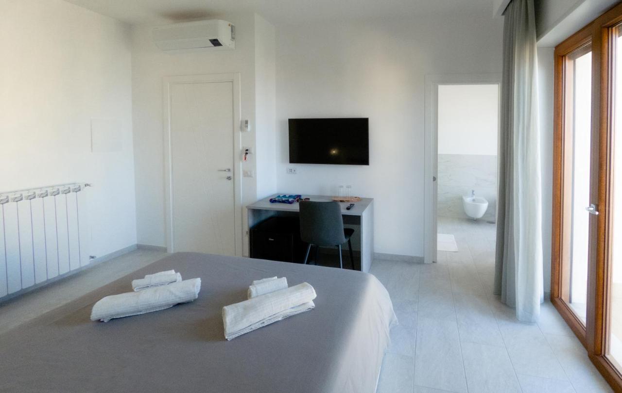 Bed and Breakfast Le Tre Ccc Сорренто Экстерьер фото