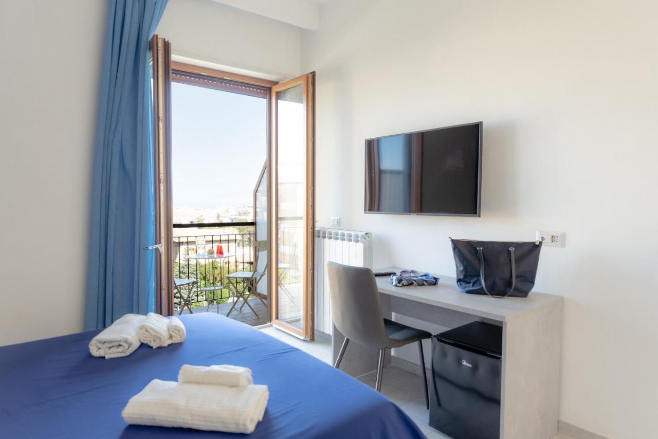 Bed and Breakfast Le Tre Ccc Сорренто Экстерьер фото